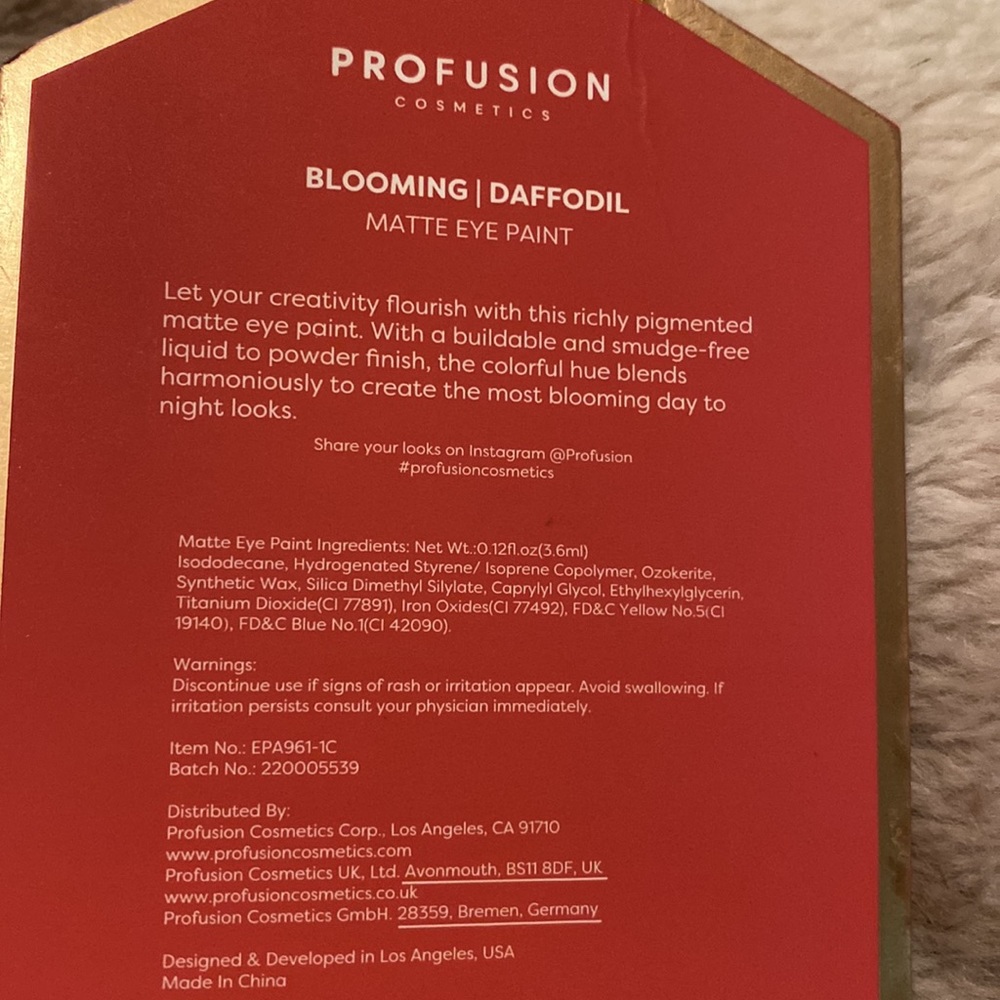 PROFUSION MAKE UP - Picture 7 of 9